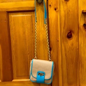 Vieta cross body shoulder bag